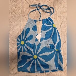 Trendy Vintage-Forever 21-Blue Floral Halter Top-size Small